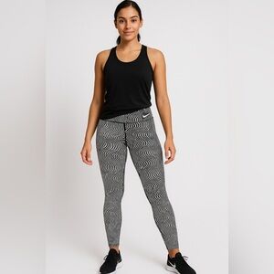 Nike Dri-Fit Leggings Women M Black White Swirl Stripe Yoga Running Pants